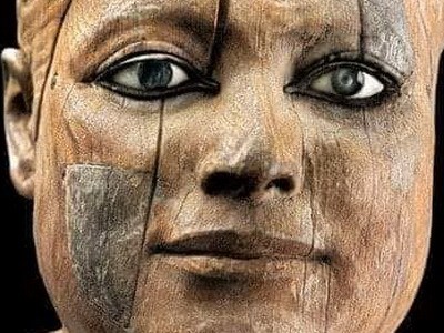 LA STATUA DI&nbsp;KAAPER