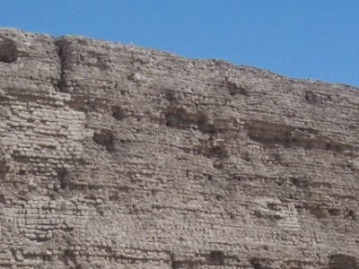 I RECINTI FUNERARI REALI DI ABYDOS E&nbsp;HIERAKONPOLIS