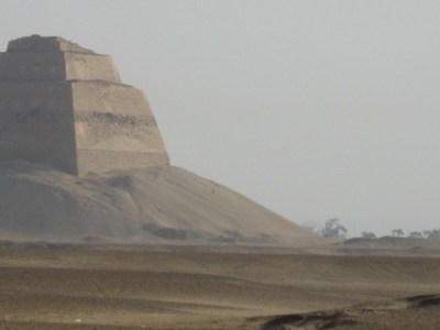 LA QUARTA DINASTIA:&nbsp;SNEFRU